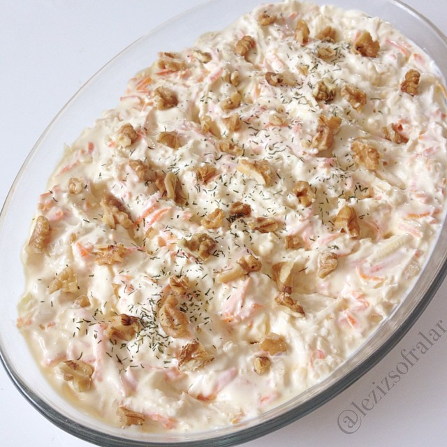 Kereviz Salatası