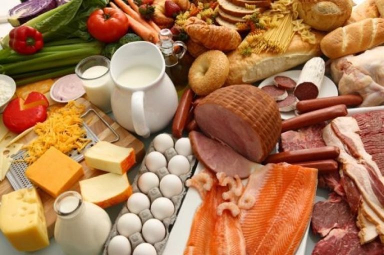 B12 İhtiyacını Tek Başına Karşılıyor
