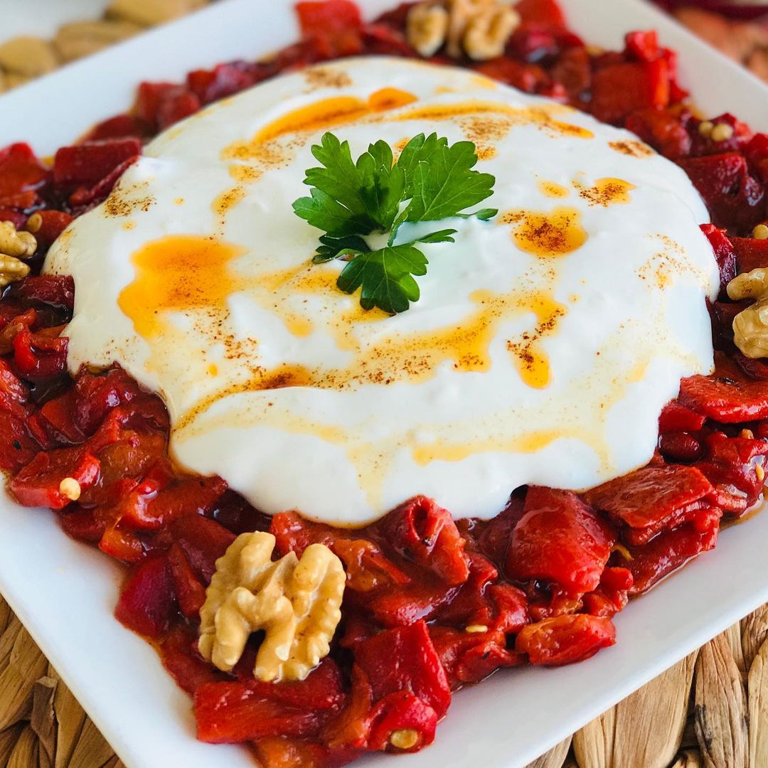 Köz Biber Salatası