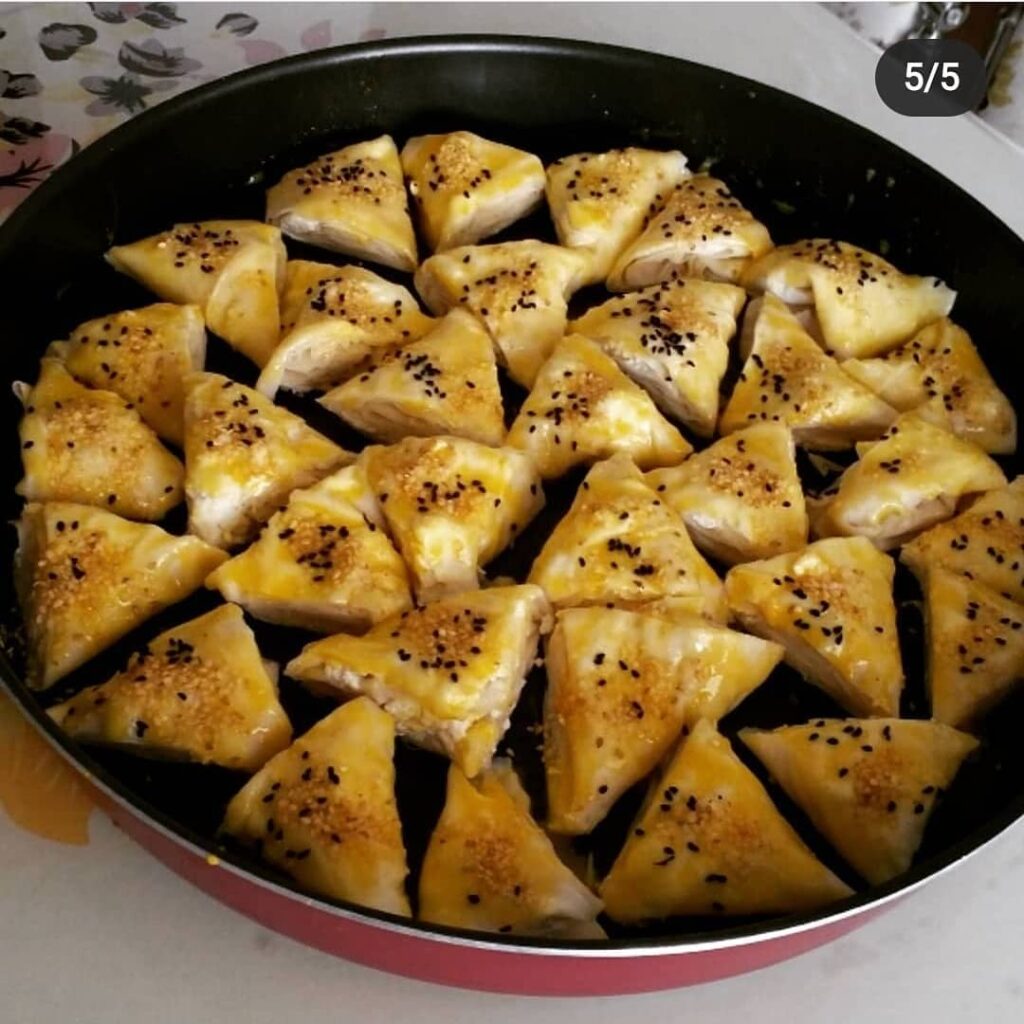 Puf Üçgen Börek Nefis Lezzetler Sitesi