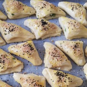 İçi Yumuşacık Dışı Pul Pul 36 Böreği