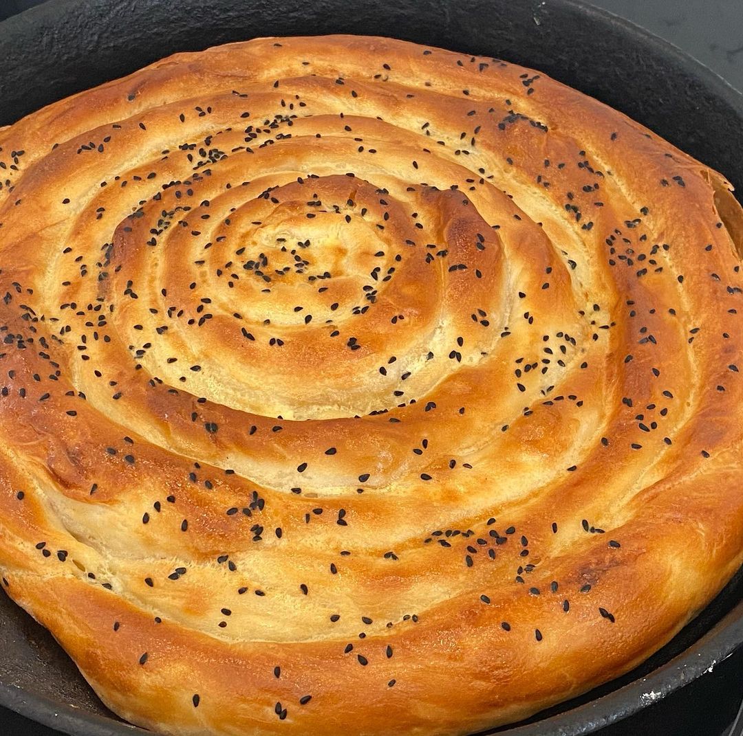 El Açması Tepsi Böreği Nefis Lezzetler Sitesi El Açması Tepsi Böreği Nefis Lezzetler Sitesi