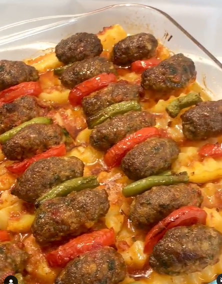 Fırında Köfte Patates