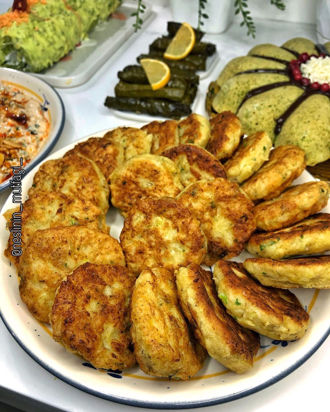 Nefis Karnabahar Köftesi