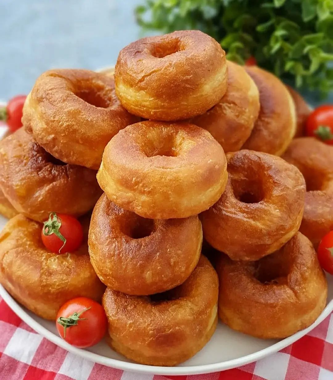 Dev Gibi Kabaran Yağ Çekmeyen Pişi Tarifi