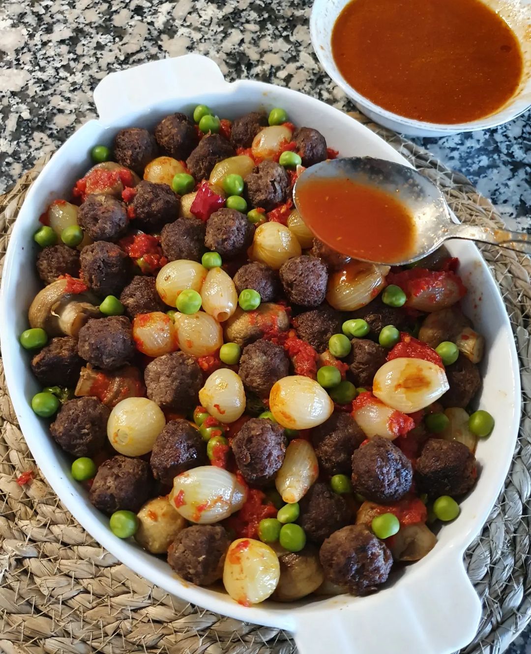 Köfteli Avcı Kebabı