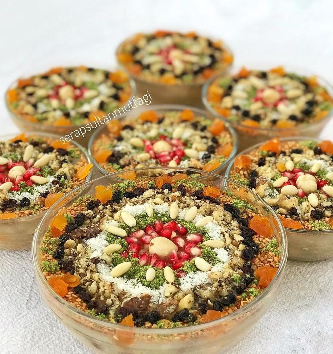 Tam Ölçülü Aşure