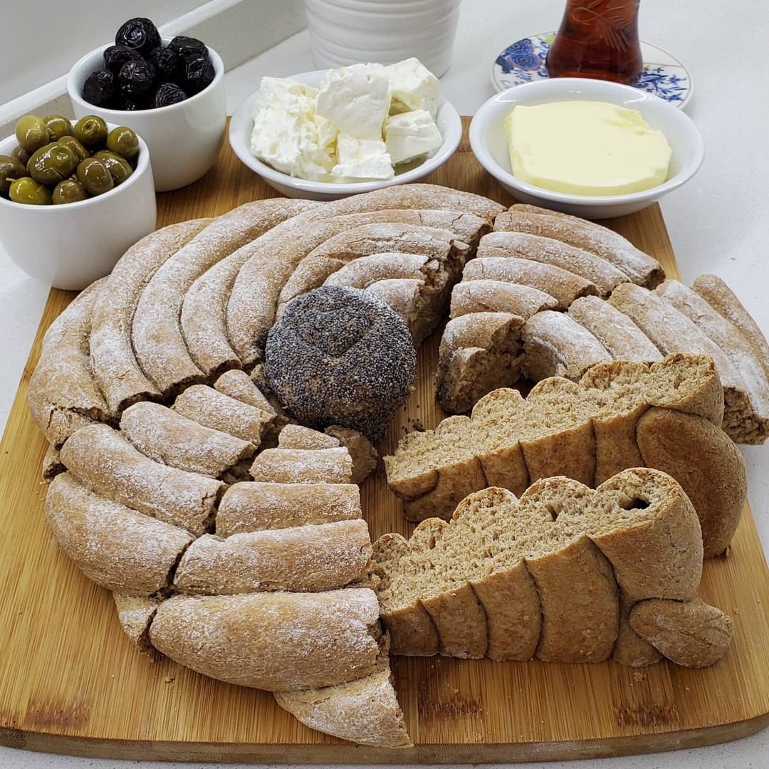 Tam Buğday Unundan Ekmek