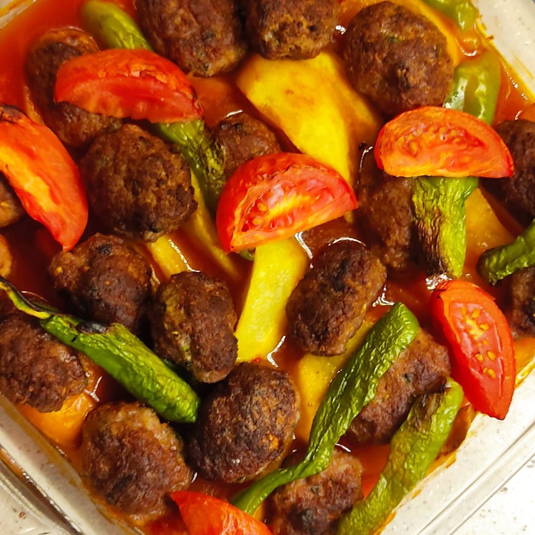 İzmir Köfte