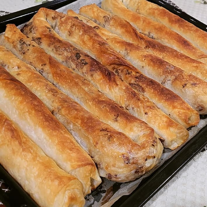 Çıtır Çıtır Kıymalı Börek