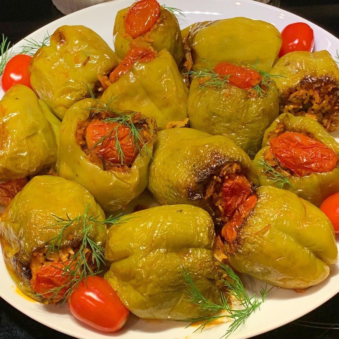 Fırında Zeytinyağlı Biber Dolması