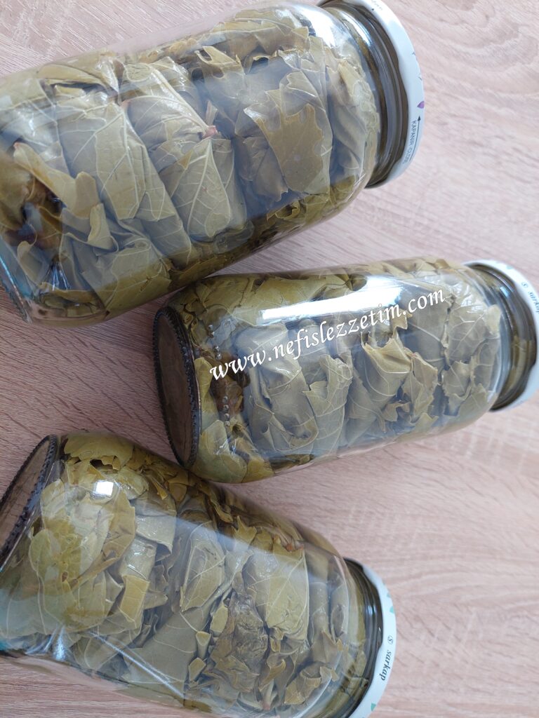 En Kolay Kışlık Yaprak Saklama Tarifi