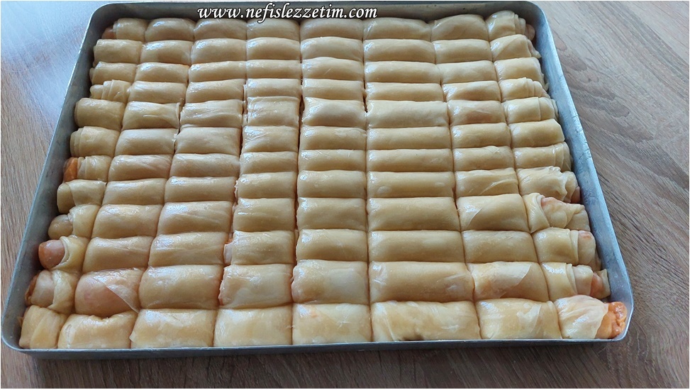 El Açması Patatesli Börek Nasıl Yapılır