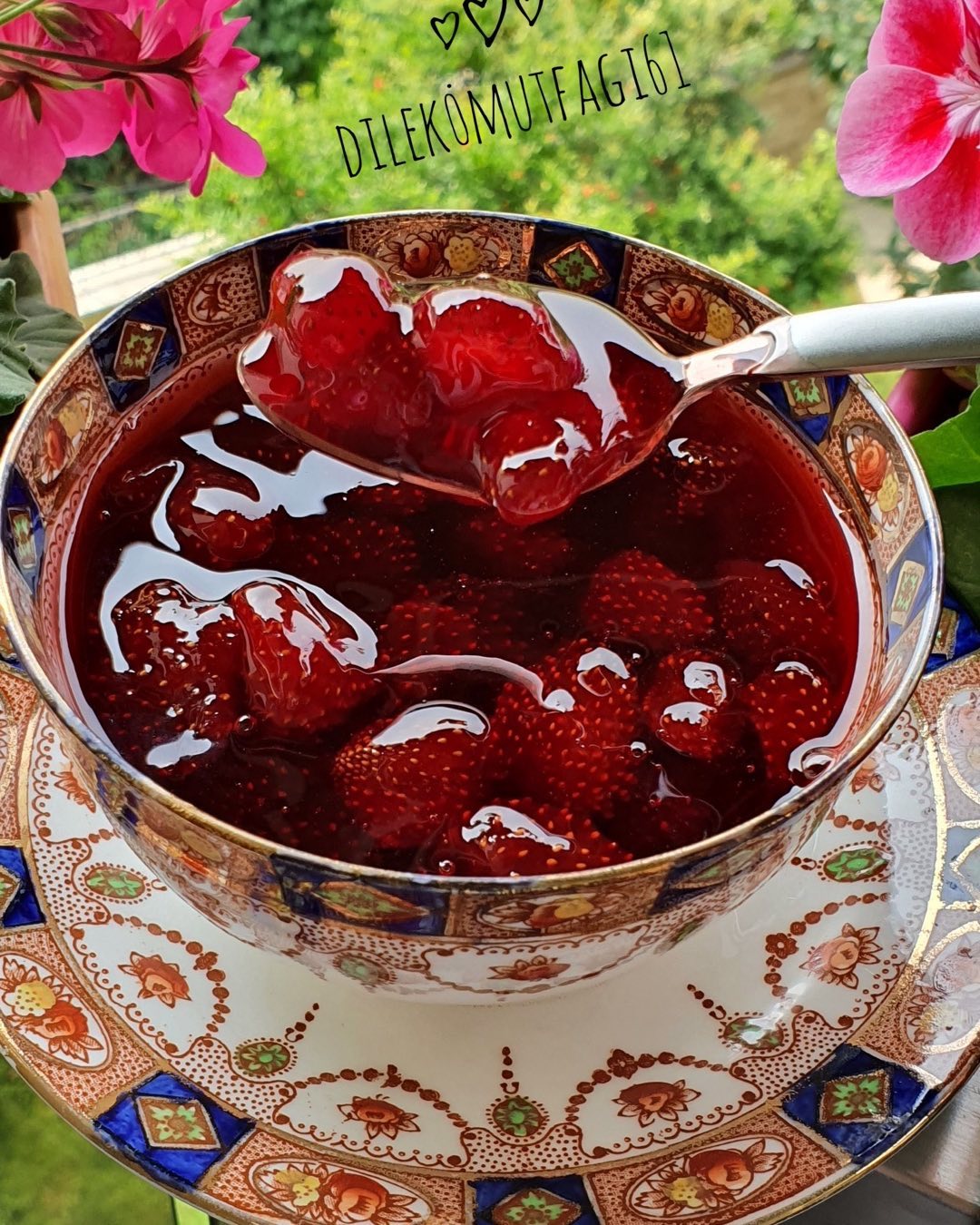 Çilek Reçeli