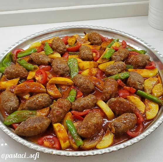 İzmir Köfte