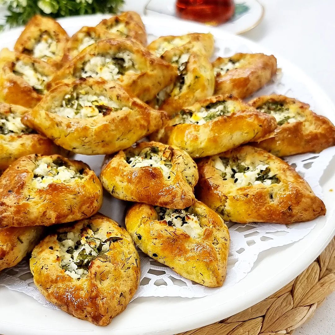 Karnıyarık Poğaça