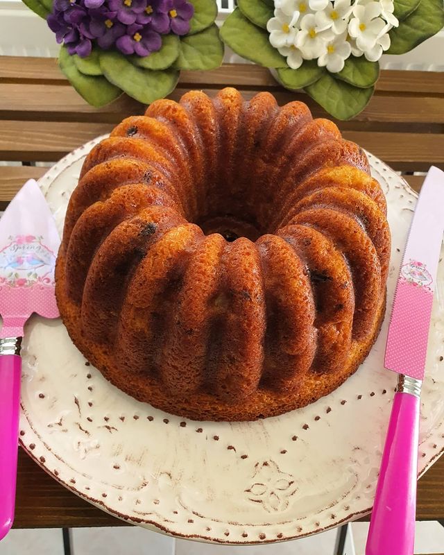 Elmalı Üzümlü Kek