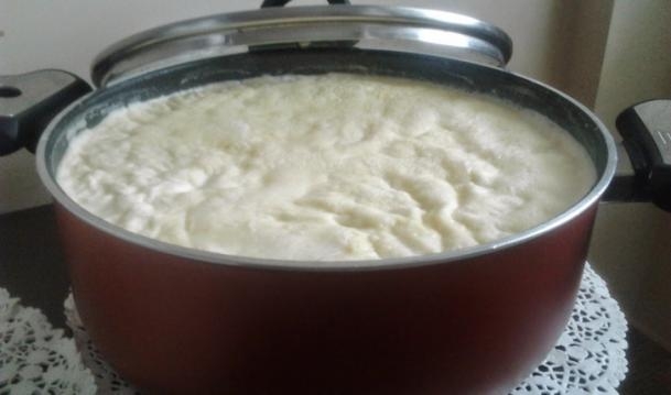 Evde Sert Yoğurt Yapmanın Püf Noktası