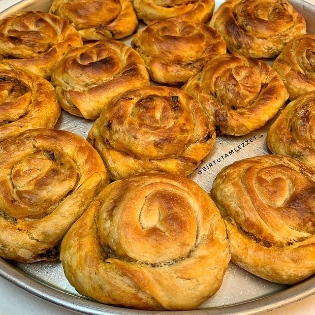 Ispanaklı Börek