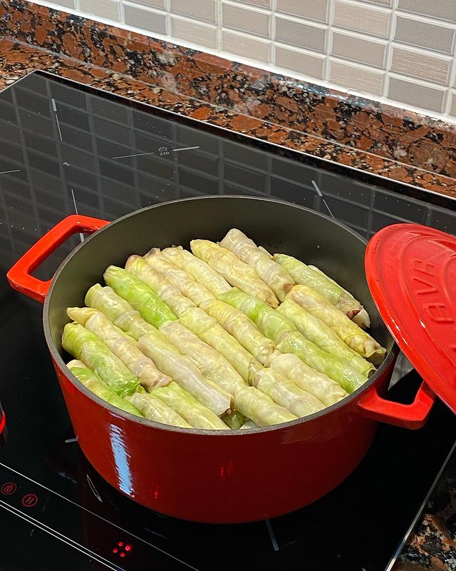Kıymalı Beyaz Lahana Sarması