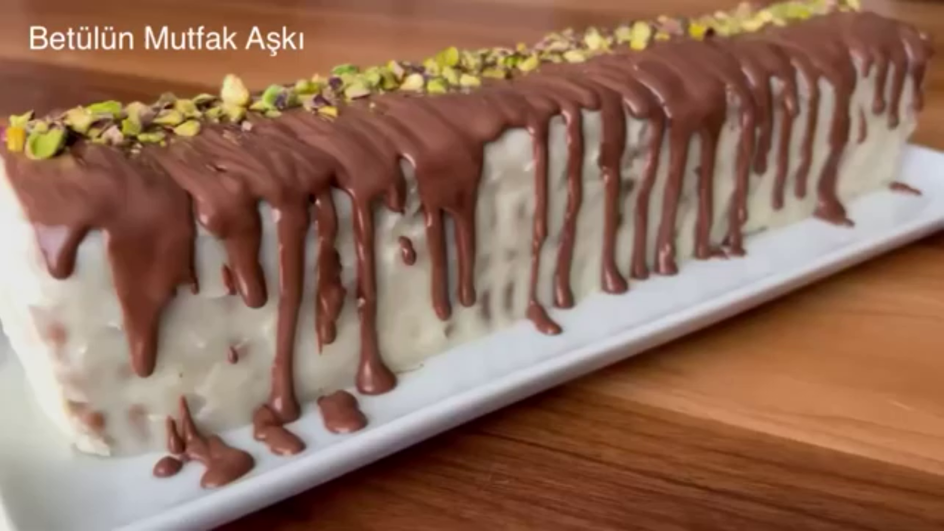 Bisküvili Baton Pasta