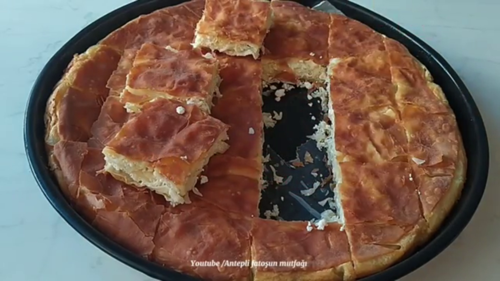 Hamuru Asla Yırtılmayan Su Böreği Tarifi