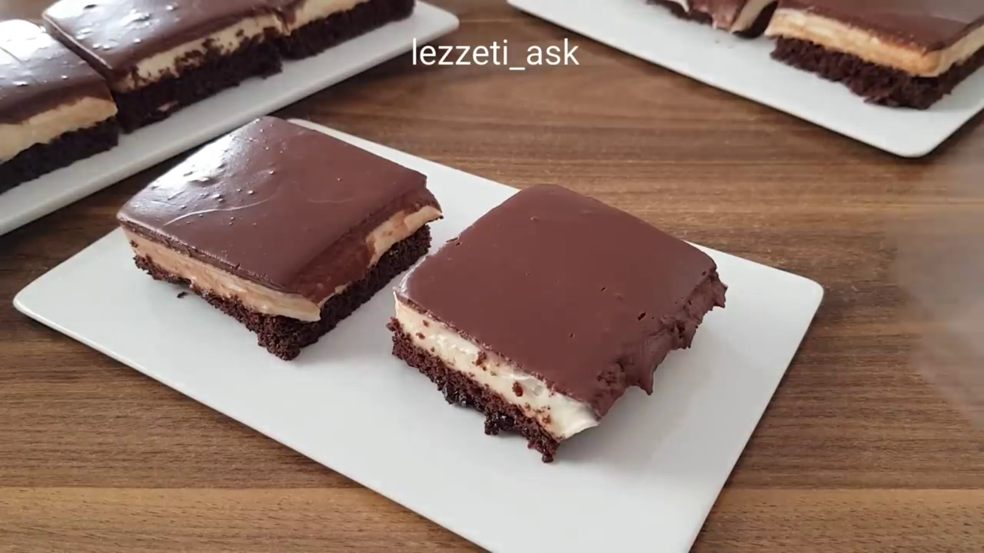 Ev Yapımı 24 Kişilik Pasta Tarifi