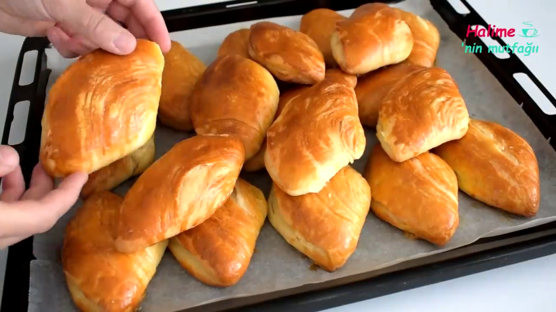 Son Derece Basit Ve Lezzetli Poğaça Tarifi