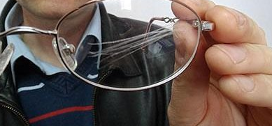 Çizik Gözlükleri İki dakikada Düzeltin