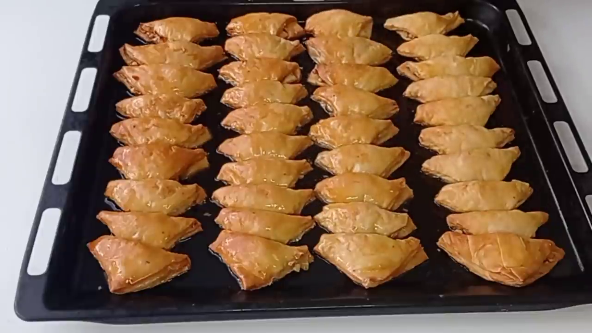 Dünyanın En Kolay ve En Çıtır Baklava tarifi