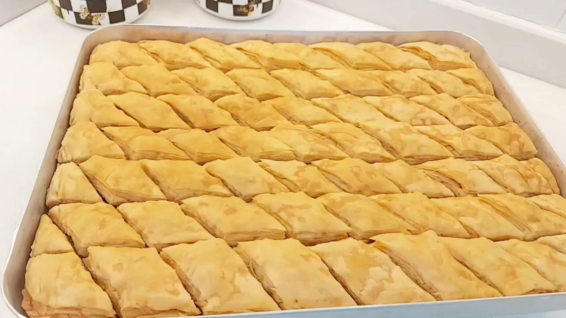 Daha Kolayı Yok Bütün Püf Noktalarıyla Kolay Açılan Baklava Tarifi