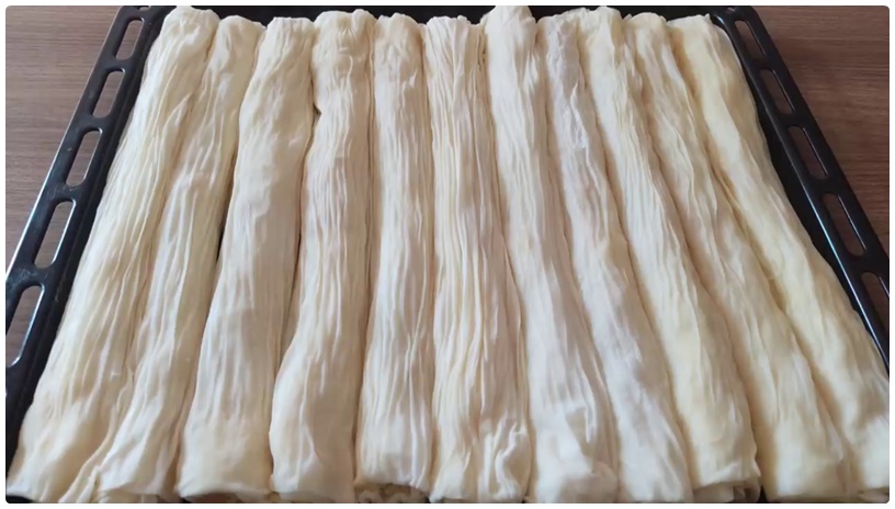 Büzgülü Börek El Açması Börek Tarifi