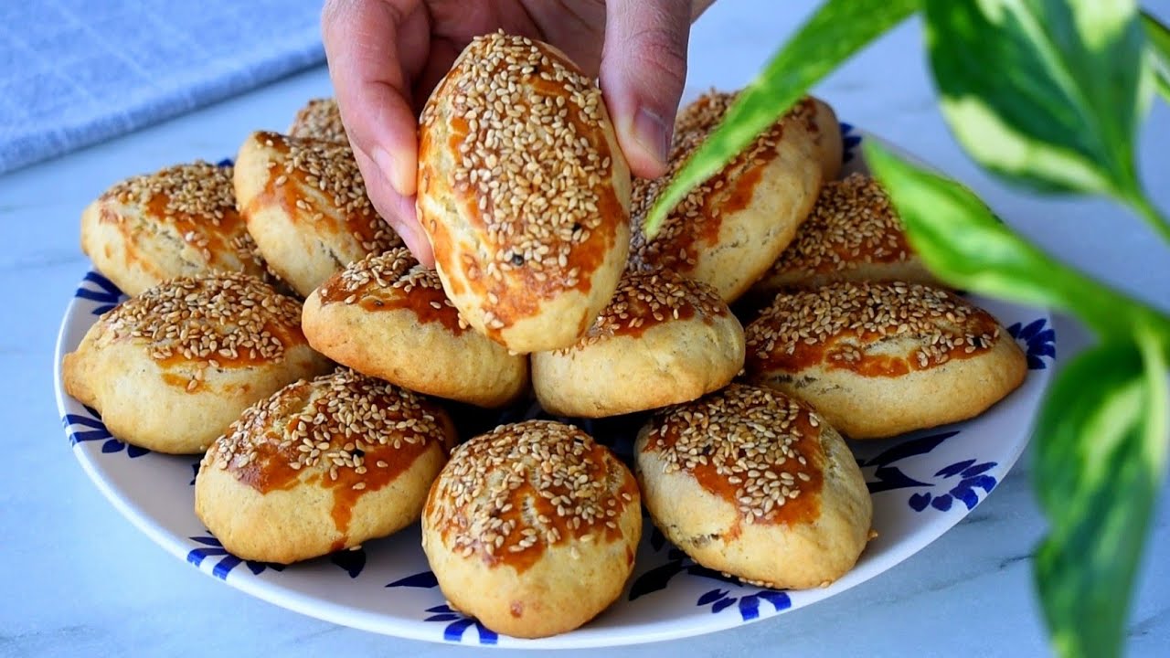 Çay Demlenene Kadar Hazır Bu Poğaçaları Yapıp Fırına Koymak 10 Dakika