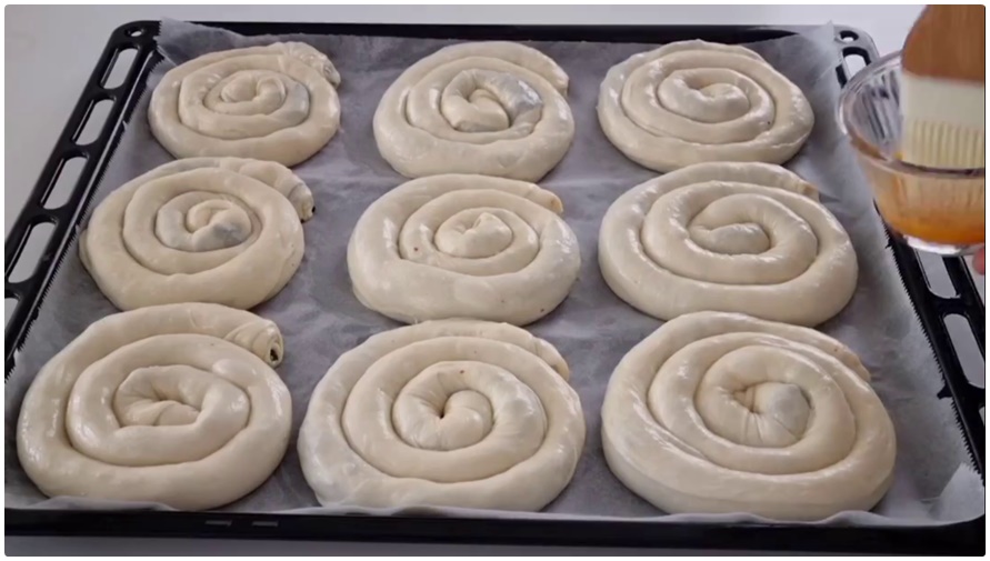 En Hızlı En Pratik En Lezzetli Ispanaklı Börek Tarifi