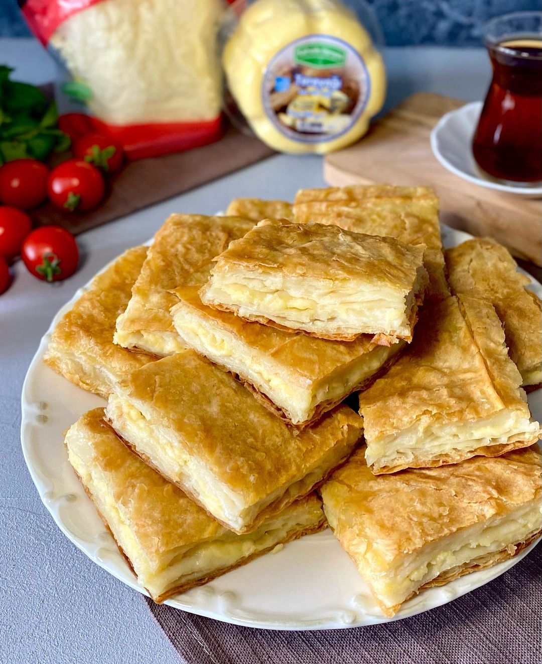Hazır Yufkadan Su Böreği