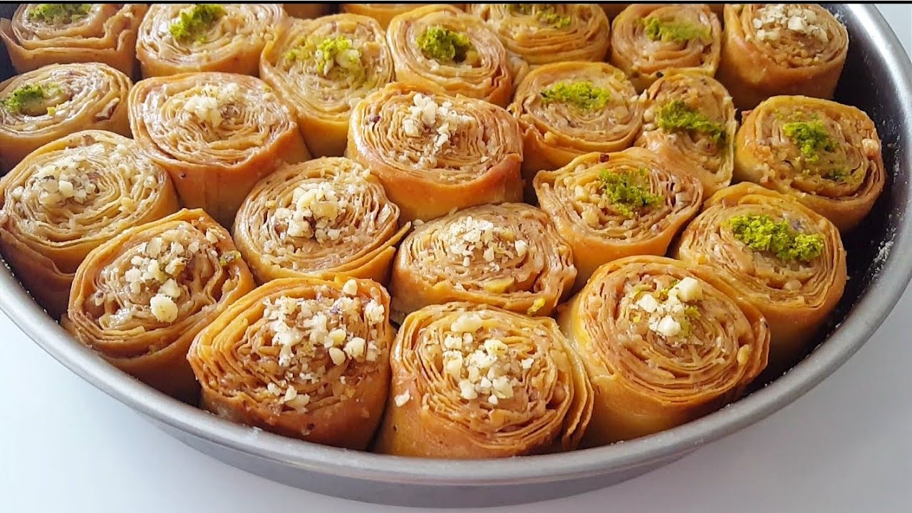 Görüntüsü Olay Aşırı Lezzetli Kat Kat Cevizli Sarma Tatlısı Herkes Nasıl Yaptığınızı Soracak