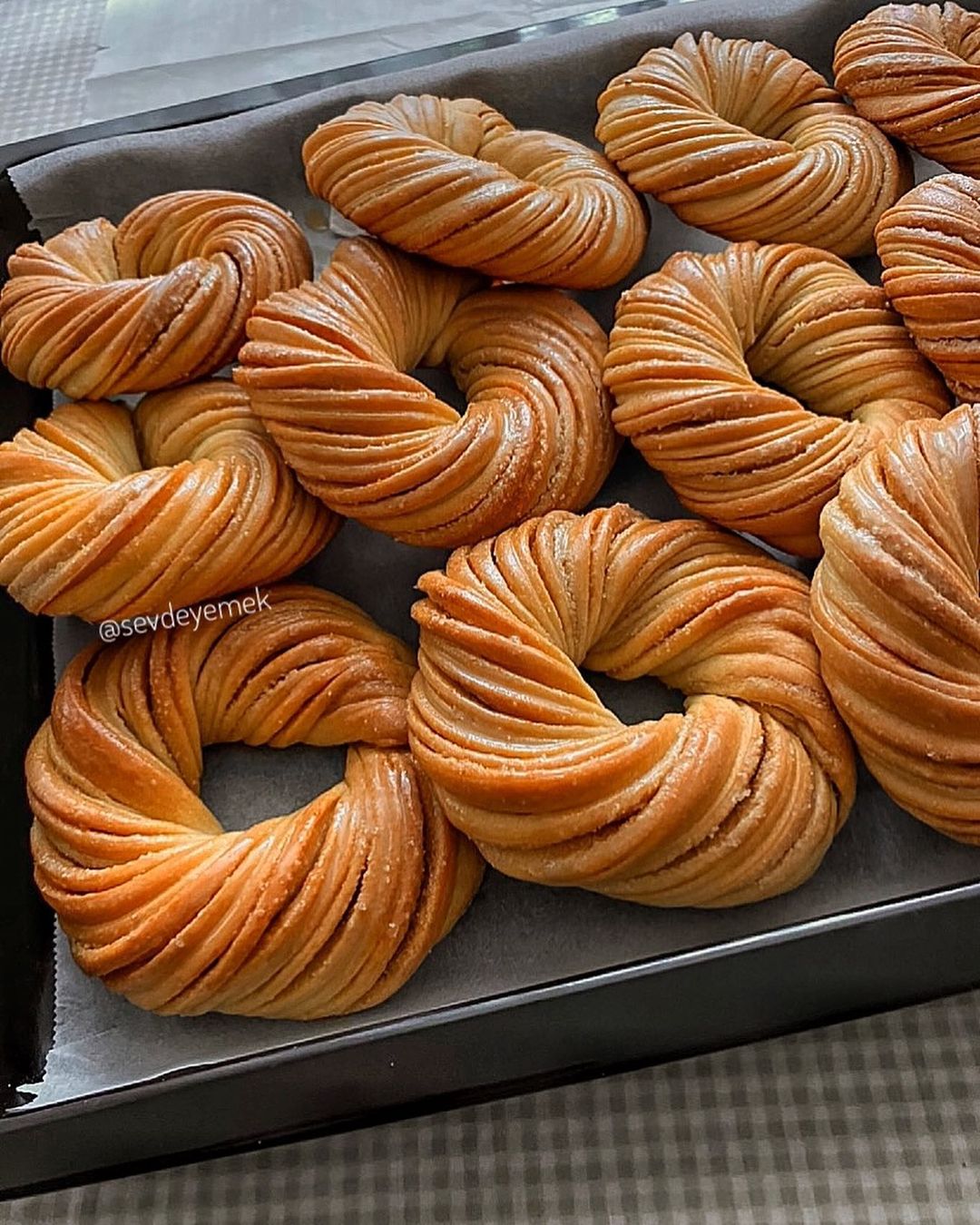 Tahinli Çörek Tarifi