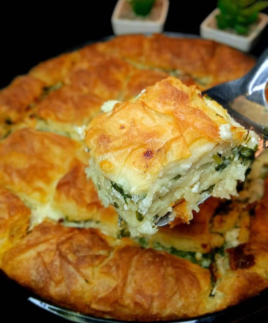 Favoriniz Olacak Peynirli Börek