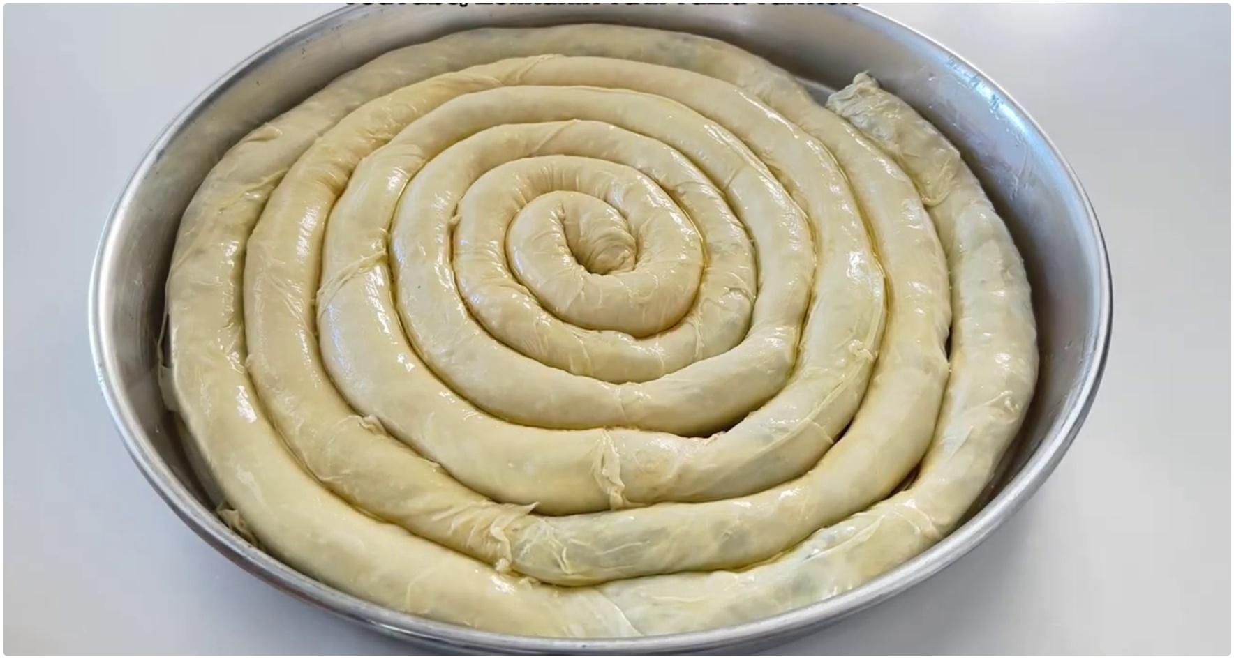 Yıllarca Boşa Uğraşmışız Sadece Bir Beze ile Bir Tepsi BOŞNAK Böreği Ucuz Kolay ve Lezzetli