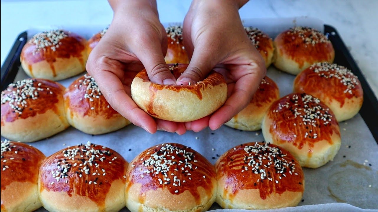 Köpük Gibi Hamuru İle Daha Az Malzemeli ve Daha Yumuşağını Yemediniz Poğaça Tarifi