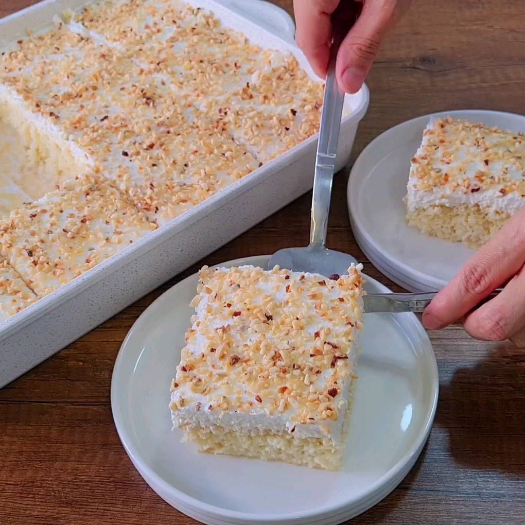 Bu Pasta Olay Olur Yumuşacık Süt Şerbetli Keki Üzerinin Kreması İle Kışa Damga Vuracak Bir Lezzet