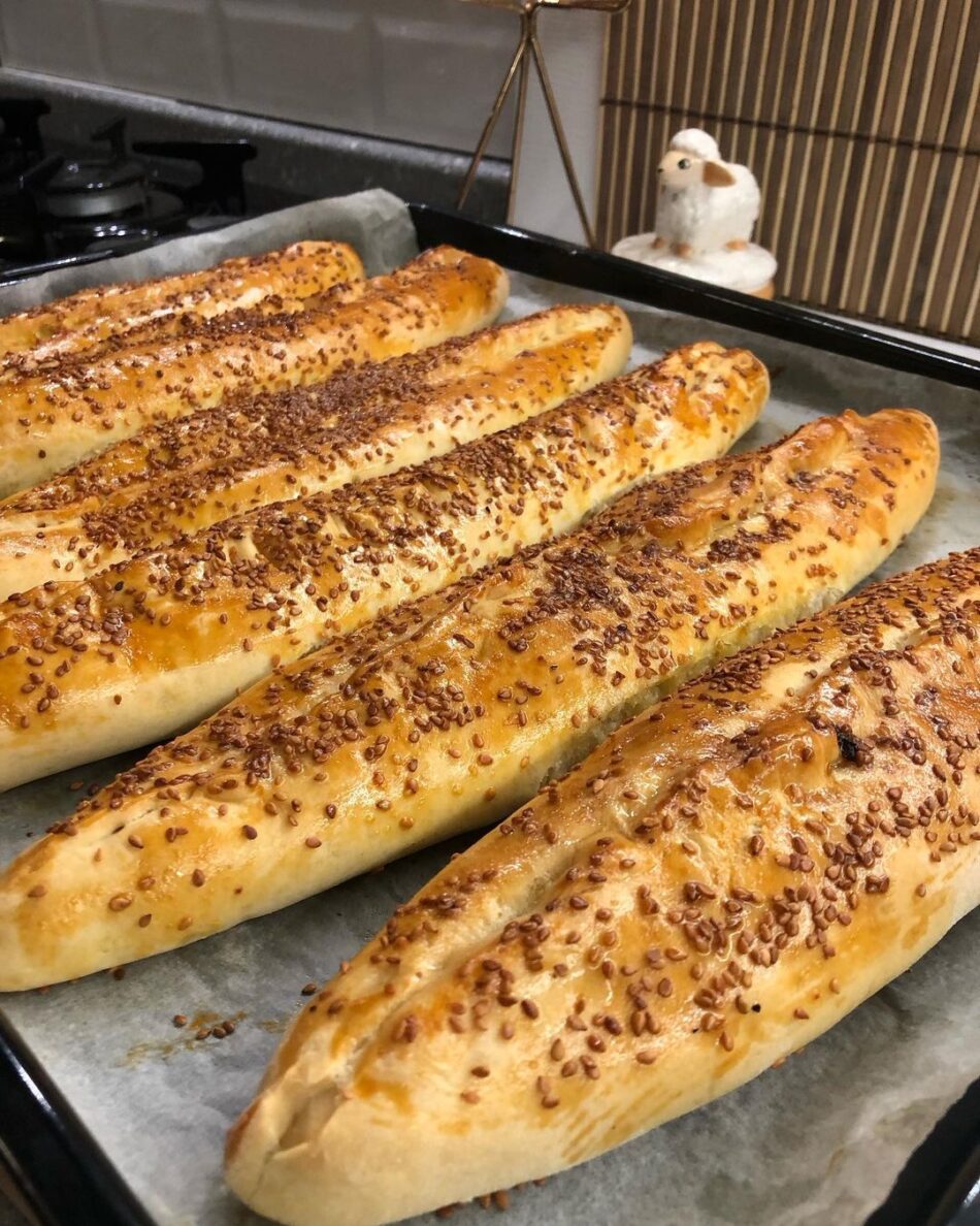 Kıymalı Kapalı Pide Tarifi