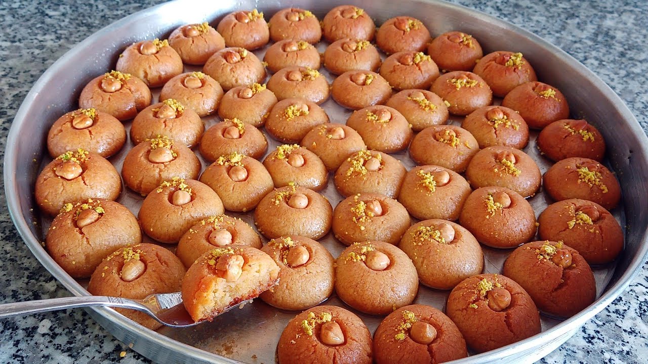 Kolay Nefis Tatlı Tam Kıvamlı Şekerpare Tarifi