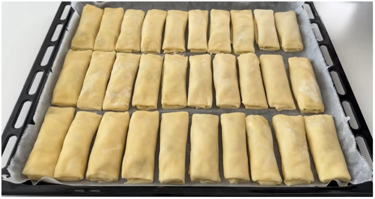 Böreklerinizi Bu Yöntemle Açın İncecik Çıtır Çıtır Kat Kat Börekler Hazırlayın El Açması Börek