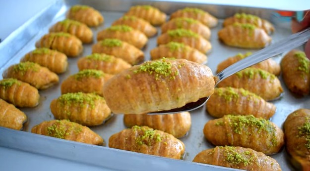Yiyenlerin Mutlaka Tarifini İstediği Tam Ölçülü KALBURABASTI