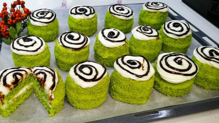 O Kadar Bereketli Bir Pastaki Tek Ölçü İle 15-20 Kişilik Oluyor