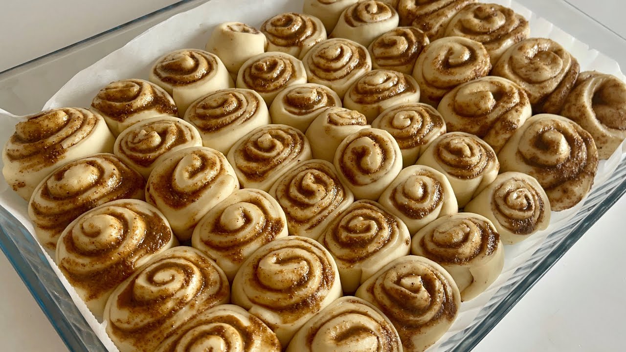 Kat Kat Yumuşacık Efsane Haşhaşlı Çörek Tarifi