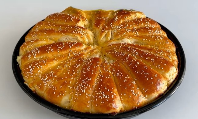 Yumuşacık Tel Tel Ayrılan Nefis Tepsi Poğaçası