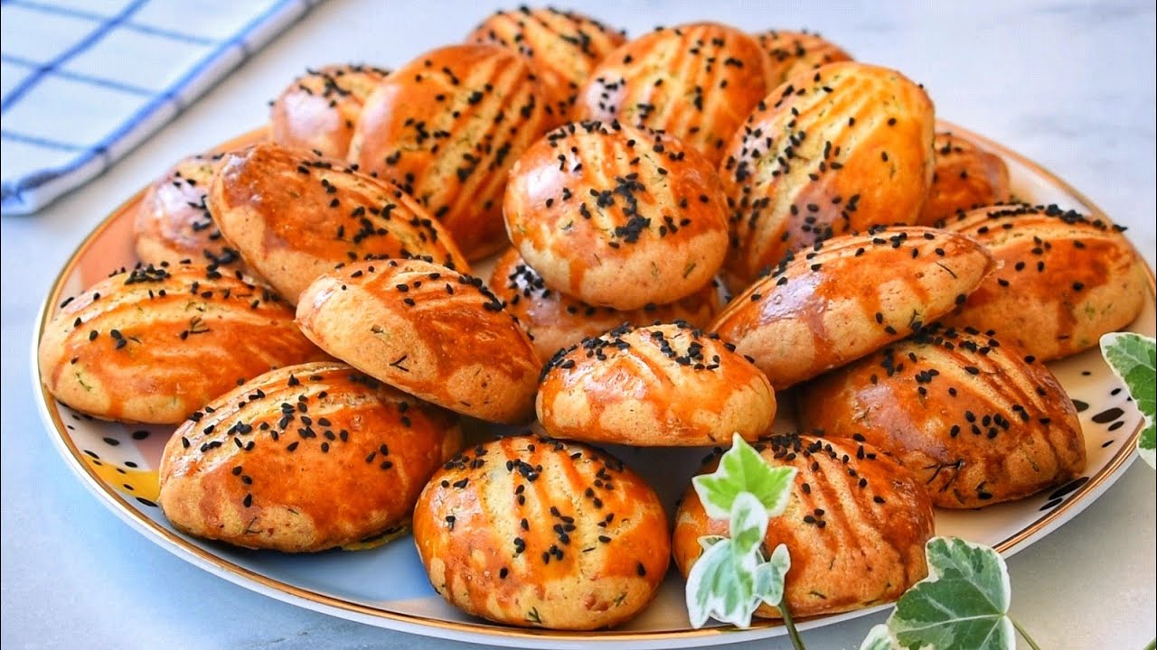 Mayasız Ama Mayalı Gibi Yumuşacık Poğaça Tarifi