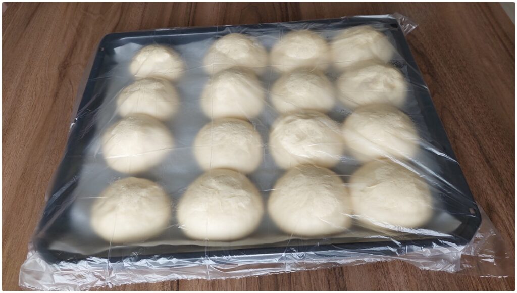 Haftanın 7 Günü Yapıyorum Yumuşacık Pastane Poğaçası Tarifi